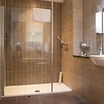 Otel Crown & Mitre 3*