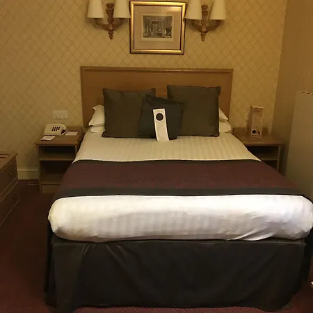 Crown & Mitre 3* Carlisle (Cumbria)