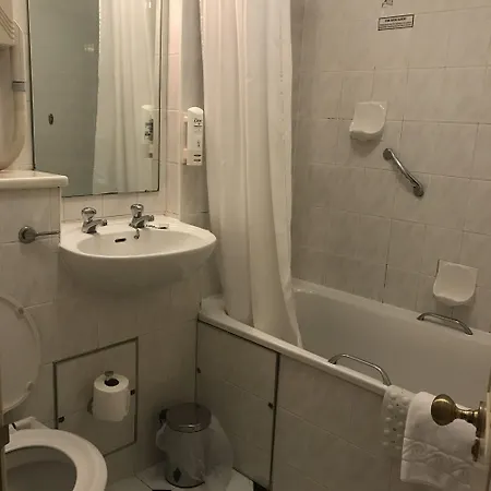 Crown & Mitre 3* Carlisle (Cumbria)