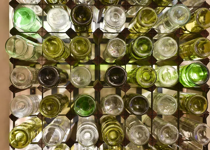 Crown & Mitre فندق 3*